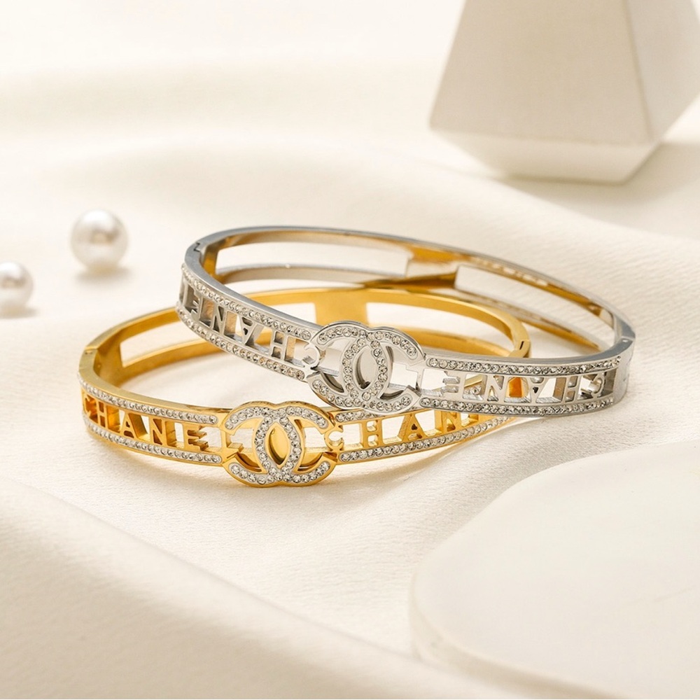 Elegant Gold and Silver Women's Bracelet Set